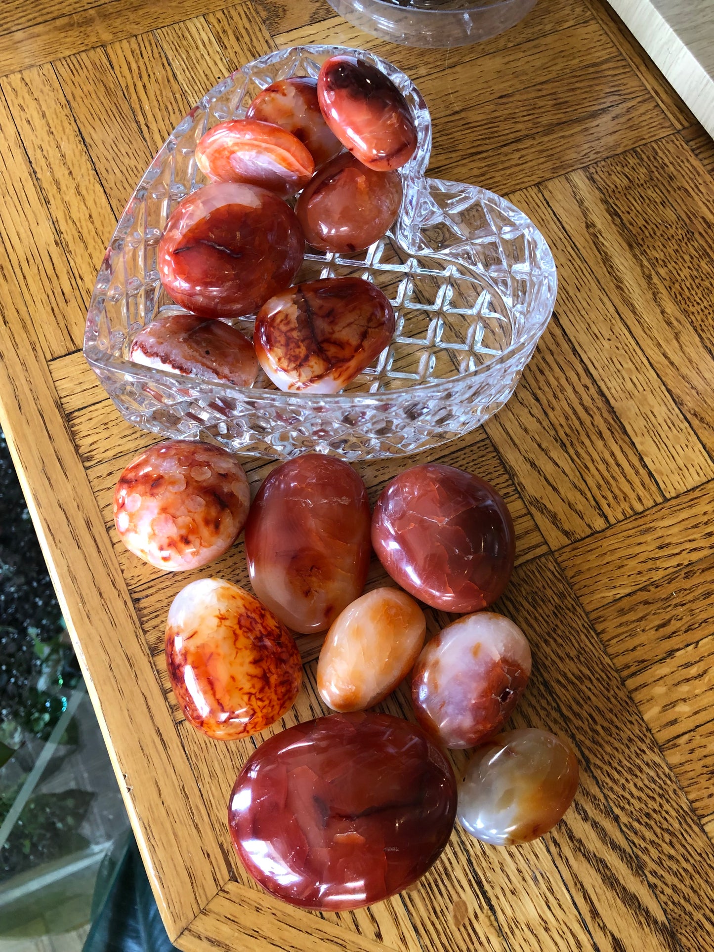 Carnelian palm stones
