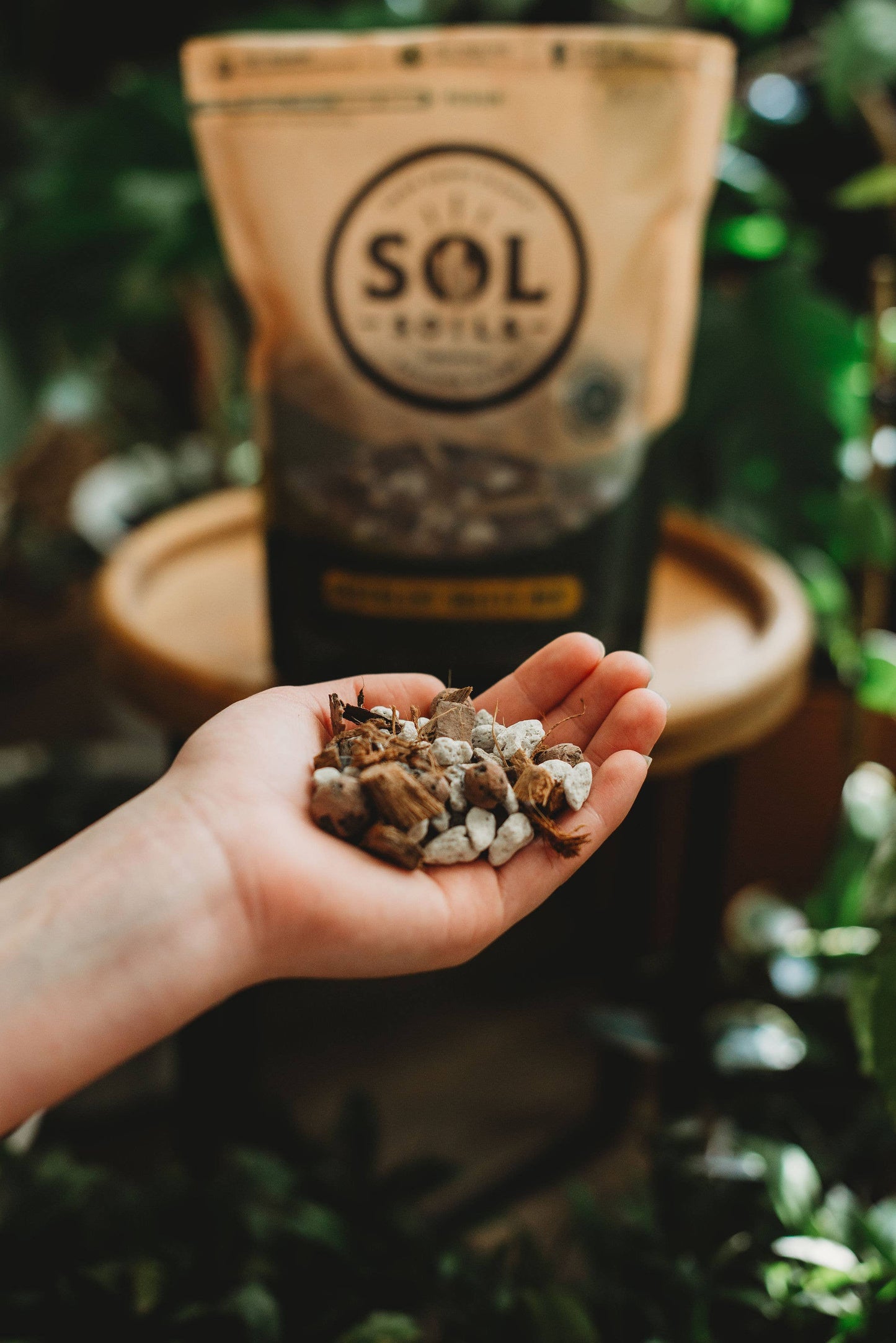 Succulent Gritty Mix (Soilless)(1gal)