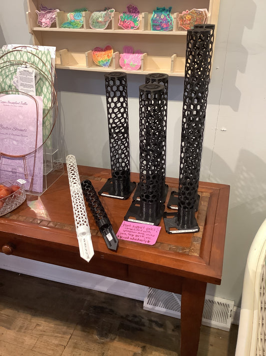 3D printed plant support poles