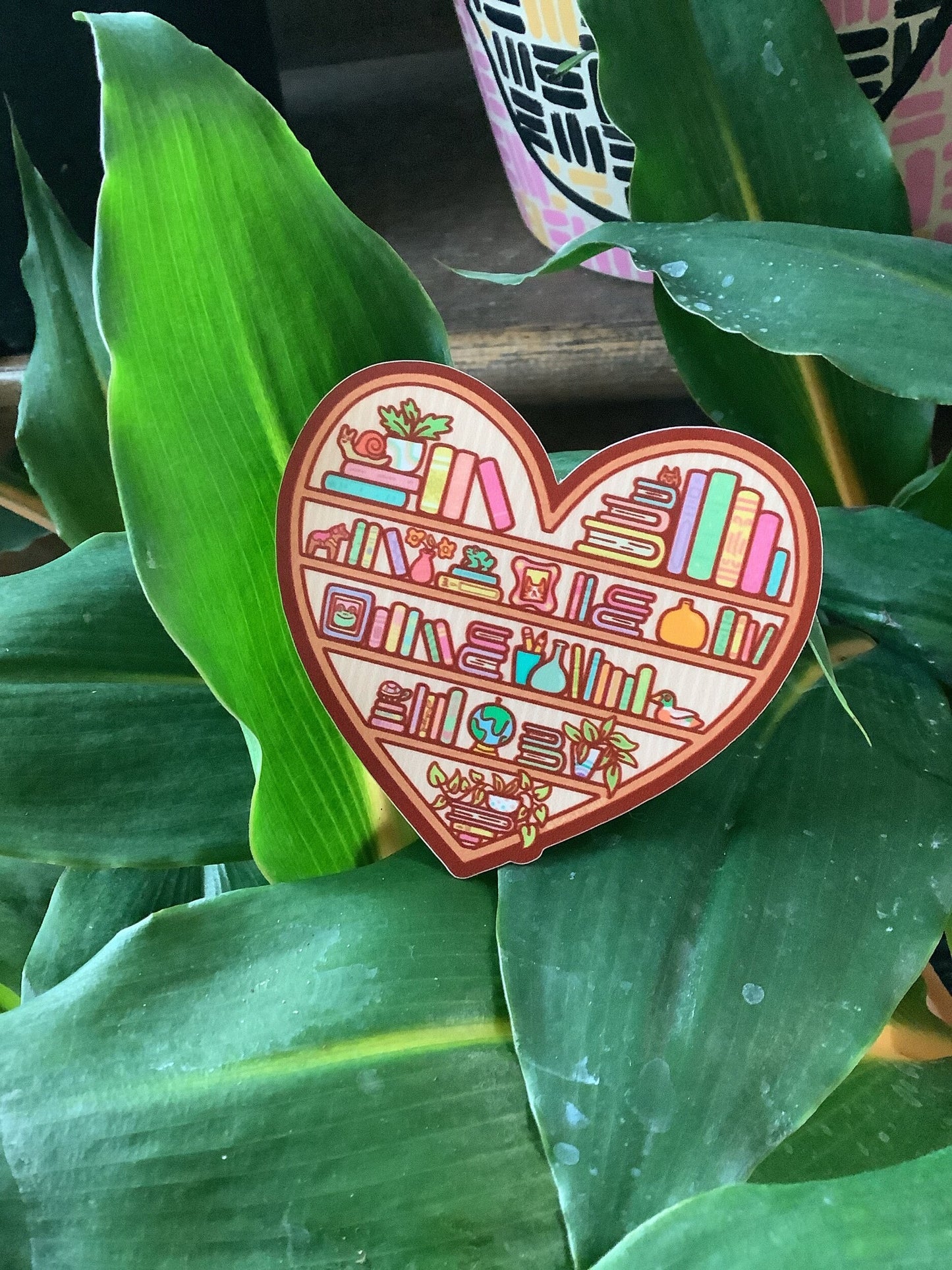 Bookshelf heart sticker