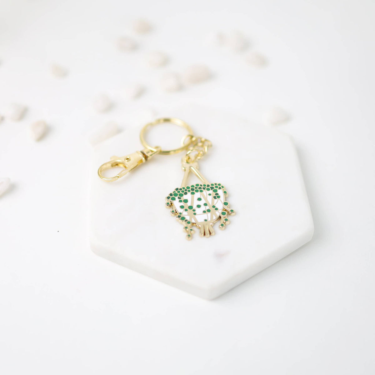 Gleaming String of Pearls Enamel Keychain