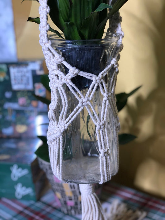 Off-white macrame vase holder